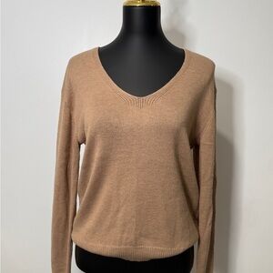 Express Women's V-Neck Tan Sweater